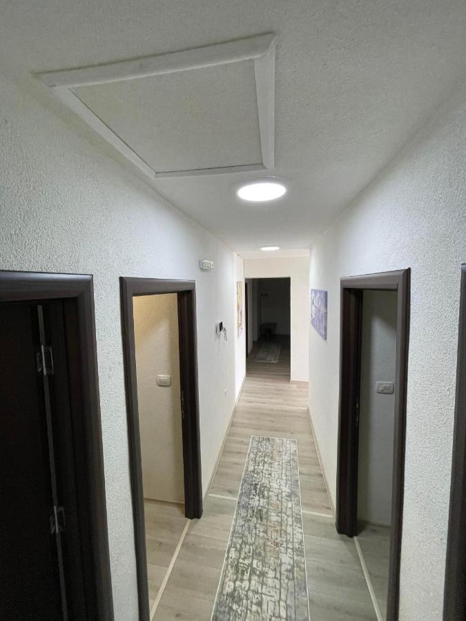 Vila 5 Hotell Prilep Eksteriør bilde